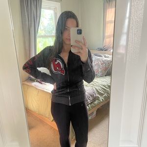 New Jersey Devils sweatshirt